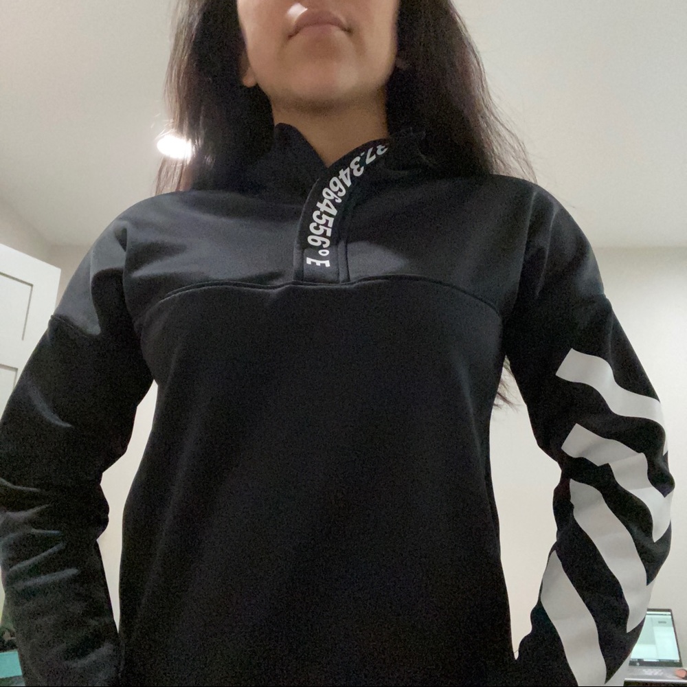 Workout jacket - Picture 2 of 3